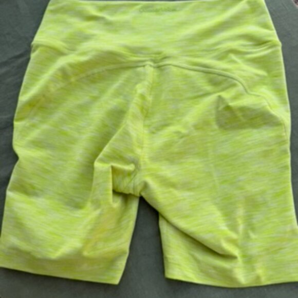 Outdoor Voices Flow 7" Shorts - Picture 4 of 4